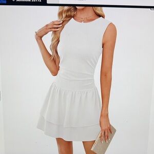 Elegant White Sleeveless Dress